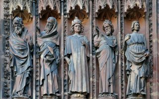 découvrez strasbourg, une ville emblématique d’alsace réputée pour sa cathédrale gothique, ses maisons à colombages, son quartier de la petite france et sa richesse culturelle au cœur de l’europe.