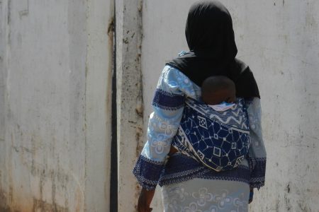 découvrez la gambie, un petit pays d'afrique de l'ouest réputé pour ses plages magnifiques le long de l'océan atlantique, sa faune exceptionnelle et sa culture accueillante. parfait pour des vacances authentiques et inoubliables.