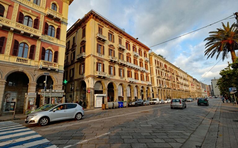 découvrez la via francigena, un itinéraire de pèlerinage historique reliant canterbury à rome. explorez ses étapes, son patrimoine culturel et ses paysages remarquables à travers l'europe.
