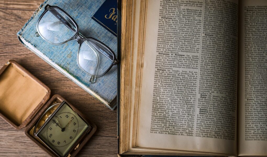 découvrez une sélection unique de montres vintages authentiques. des pièces rares et élégantes pour les passionnés d'horlogerie et les amateurs d’objets rétro. trouvez la montre vintage qui sublimera votre style.