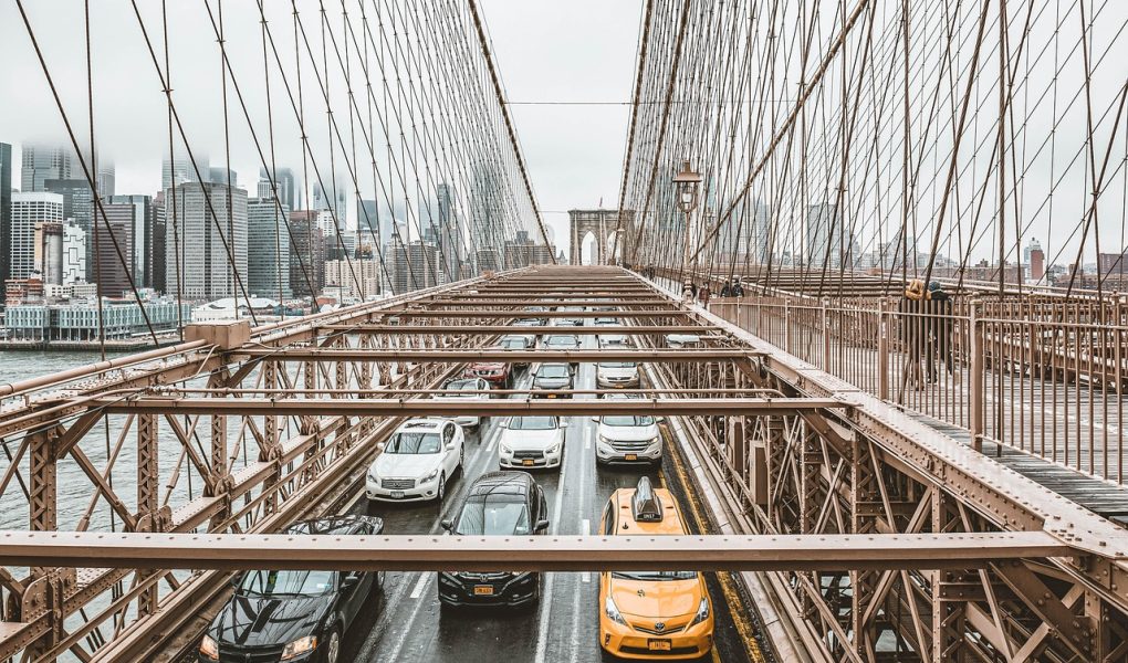 découvrez les différentes solutions de transportation, les innovations en matière de mobilité et des conseils pour voyager efficacement, que ce soit en ville ou à l’international.