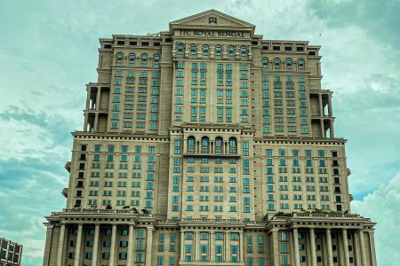 découvrez les plus beaux hôtels de luxe pour un séjour inoubliable : services exclusifs, chambres élégantes et expériences uniques. réservez votre escapade de rêve dès maintenant !