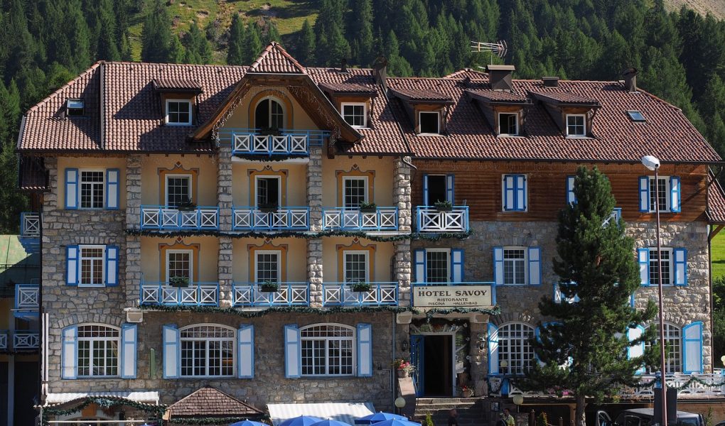 découvrez les meilleures options d’hébergements pour tous les goûts et budgets : hôtels, locations, auberges et plus. trouvez l’accommodation idéale pour un séjour confortable et réussi.