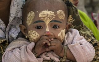 découvrez la richesse du patrimoine culturel : traditions, monuments, expressions artistiques et savoir-faire transmis de génération en génération à travers le monde.