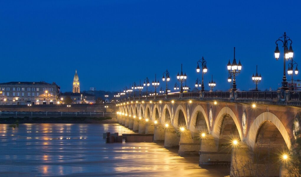 découvrez la france, pays de culture, d’histoire et de gastronomie. explorez ses régions, monuments célèbres et traditions uniques pour un voyage inoubliable.