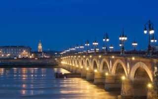 découvrez la france, pays de culture, d’histoire et de gastronomie. explorez ses régions, monuments célèbres et traditions uniques pour un voyage inoubliable.