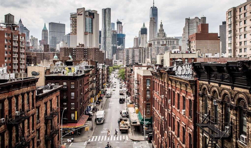 découvrez nos meilleurs conseils pour voyager à new york : bons plans, astuces pratiques, lieux incontournables et idées pour profiter pleinement de la ville qui ne dort jamais !