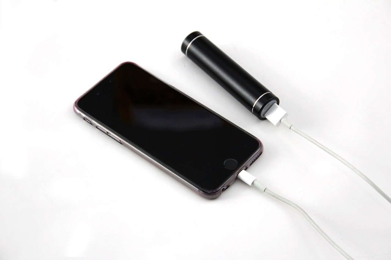 découvrez notre chargeur de batterie, idéal pour recharger rapidement et en toute sécurité vos appareils électroniques et véhicules. compatibilité universelle et performance garantie.