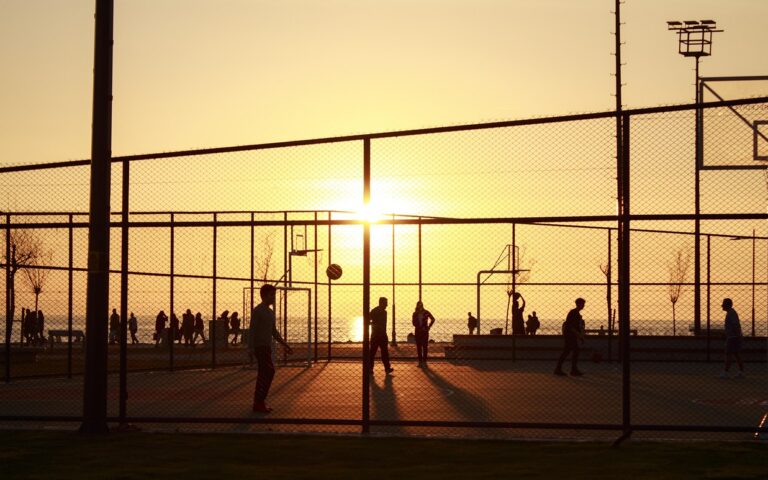découvrez les meilleures activités estivales en asturies, entre plages magnifiques, randonnées en montagne et traditions locales pour des vacances inoubliables.