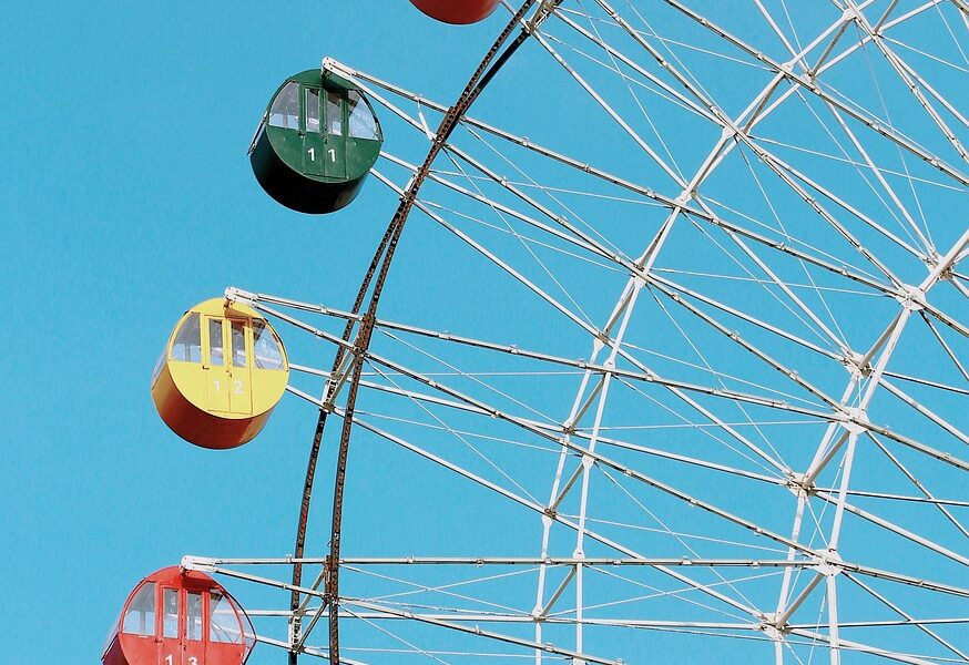 d&eacute;couvrez des aventures en plein air exceptionnelles pour no&euml;l, alliant nature, fun et esprit festif pour toute la famille.