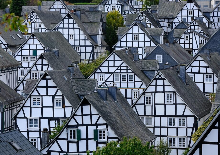 inauguration du centre touristique innovant offrant des exp&eacute;riences uniques et des services modernes pour d&eacute;couvrir la r&eacute;gion autrement.