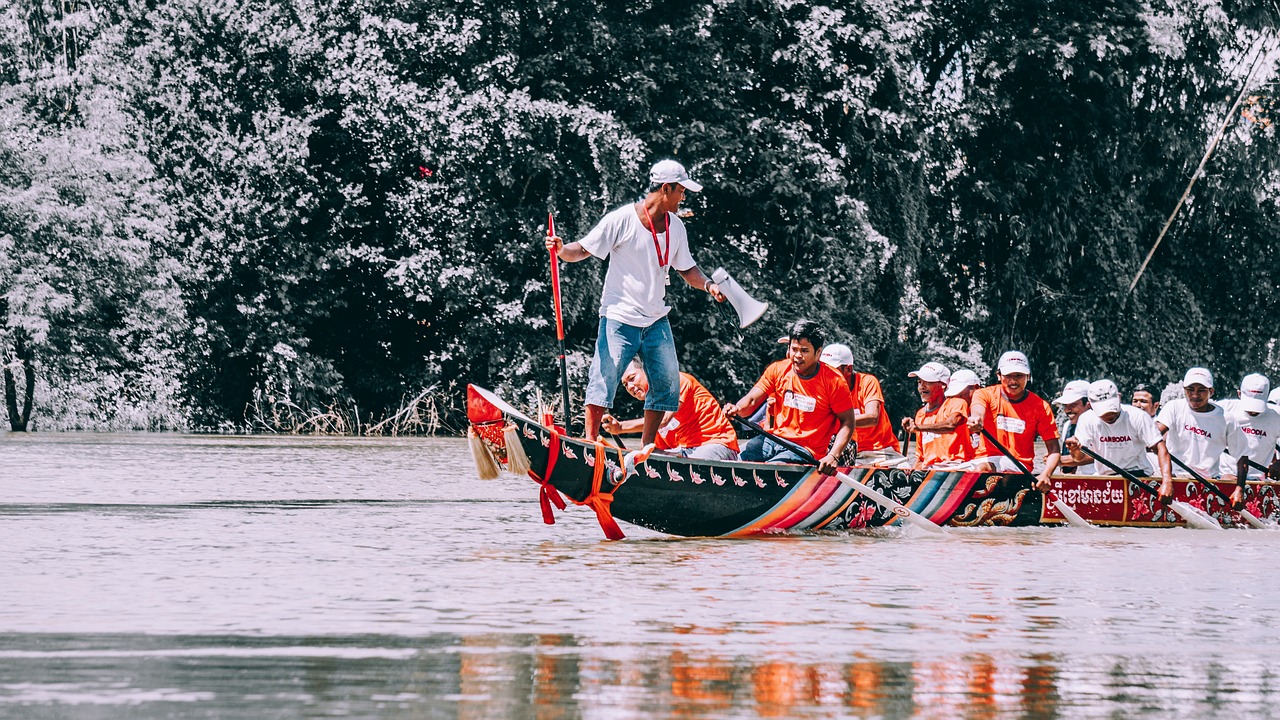 d&eacute;couvrez le cambodge, un pays riche en histoire, culture fascinante et paysages &eacute;poustouflants. explorez les temples d'angkor, la cuisine locale et des traditions uniques.
