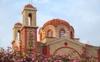 d&eacute;couvrez chypre, une &icirc;le m&eacute;diterran&eacute;enne alliant plages paradisiaques, sites historiques fascinants et une culture riche &agrave; explorer.