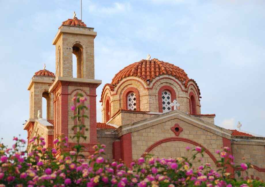 d&eacute;couvrez chypre, une &icirc;le m&eacute;diterran&eacute;enne alliant plages paradisiaques, sites historiques fascinants et une culture riche &agrave; explorer.