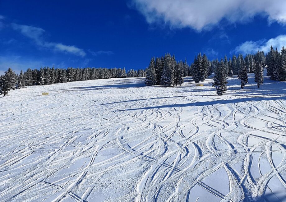 d&eacute;couvrez les meilleures stations de ski pour des vacances inoubliables, avec des pistes adapt&eacute;es &agrave; tous les niveaux, des paysages magnifiques et des activit&eacute;s hivernales vari&eacute;es.