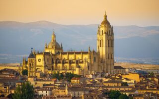 d&eacute;couvrez les meilleures destinations, conseils de voyage et exp&eacute;riences uniques pour un tourisme inoubliable.