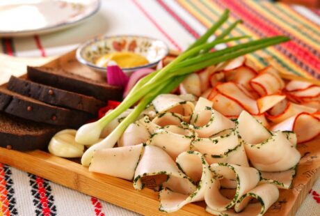 d&eacute;couvrez les charmants villages touristiques ukrainiens, riches en culture, histoire et paysages pittoresques pour une exp&eacute;rience authentique.