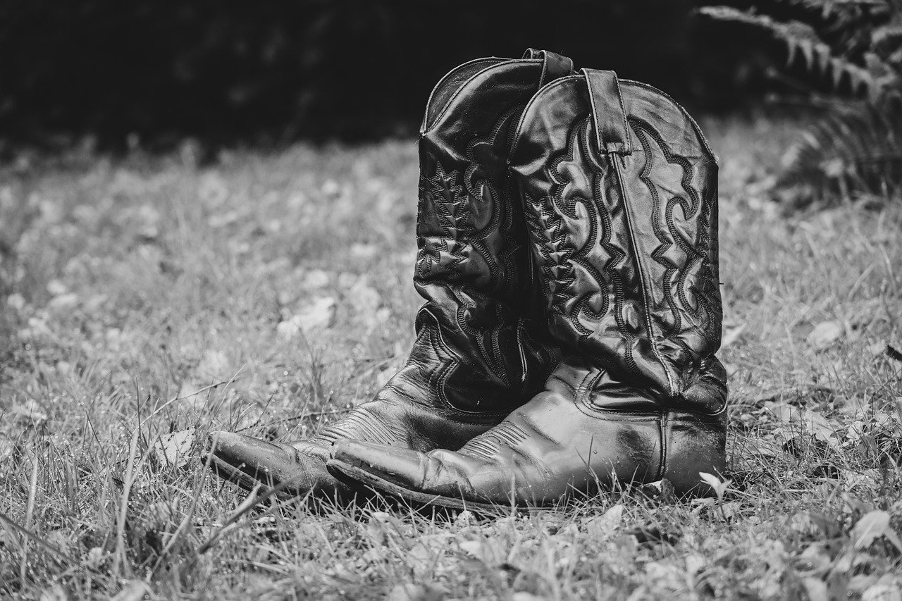 d&eacute;couvrez l'artisanat local, une c&eacute;l&eacute;bration du savoir-faire traditionnel et des cr&eacute;ations uniques fabriqu&eacute;es avec passion dans votre r&eacute;gion.